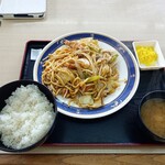 うかいや - 料理写真:ホルモンうどん定食