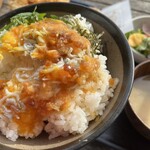 海沿いの キコリ食堂 - 