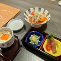 しゃぶしゃぶ 吟半 お台場店 - 先付け2品、茶碗蒸し、魚料理