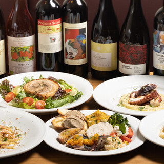 Enjoy a variety of drinks to go with your meal! A wide selection of Italian wines available