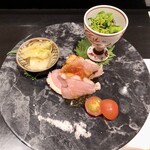 243899627 - 「前菜」京鴨の柔らか煮　鮑と菜の花芥子和え