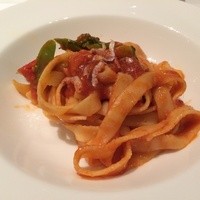 デュオ フルシェット - タリアテッレ　桜海老とアスパラ菜のアンチョビ風味（オイル）
                