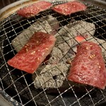 A5仙台牛焼肉 肉豊作 - 