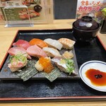 Sushi Sake Sakana Sugi Dama - 
