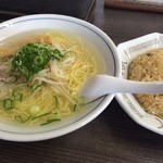 Ikoi - 塩ラーメンと炒飯