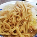 ジャンクガレッジ - ラーメン 790円、大盛り 100円