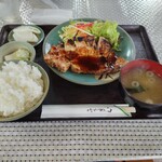 千代 - 豚肉の照焼定食 1,100円 ♪