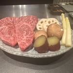 ステーキ 喜一 - メインのお肉2種と焼き野菜