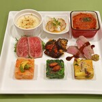 Supupasutaandopittsuxasemmontentoukyouoribu - 東京オリーブ贅沢9種プレート（ドリンク・サラダ・スープ・バケット食べ放題）