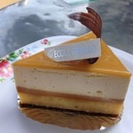 クリオロ 中目黒店 - このお店を代表するケーキ「ガイア」。素晴らしい美味しさです！