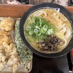 Ibuki Udon - 鳥ちく天かけうどん　舞茸天プラス