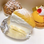 ヒラカワ洋菓子店 - 何層にも重なっている絶品レアチーズケーキ