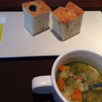 ガット ソリアーノ - スープとパン
