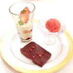 ダン ル シエル - デセール盛り合わせ '14 2月上旬