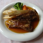 海浜館 - 肉料理はスペアリブでした