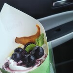 cafe nekoji - ブルーベリークレープ