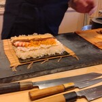 すしやのたい悟 - 中巻を作成中の店主