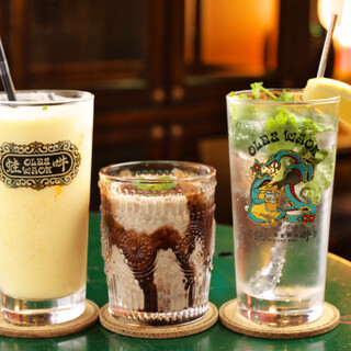可以享受南国气氛的饮料也很丰富!无限畅饮2小时2,500日元