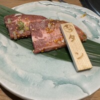 飛騨牛一頭家 馬喰一代 長良本家 - タン