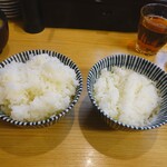 Tonkatsu Aoki - ご飯の比較(普通、少なめ)