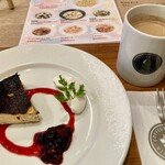 VILLAGE CAFE - 