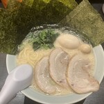 横浜家系ラーメン 魂心家 - 