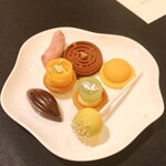 ガストロノミー ジョエル・ロブション - 