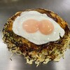 お好み焼・鉄板焼 栞 - 肉玉そば750円、卵w50円、チーズ150円