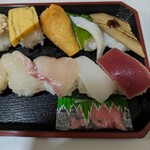 寿司　すみだ川 - こちらは右半分です