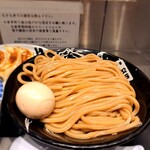 松戸富田麺絆 - 【麺】
国産小麦の自家製麺