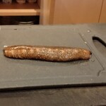 すしやのたい悟 - 海鼠を処理中