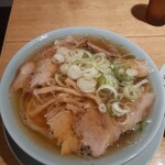 Chiechan Ramen - 中華そば　900円　チャーシュー麺のような内容