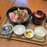 北海道キッチン YOSHIMI - スペシャルローストビーフ丼