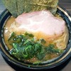 王道家直系 家系ラーメン がく