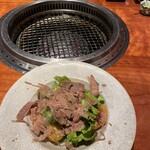 銀座 山科 - タンのサラダ