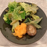 ERUTAN RESTAURANT BAR - 