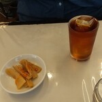 黒潮拉麺 - 紹興酒 480円とサービスのメンマ✨
