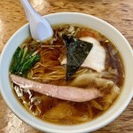 243976504 - ワンタン麺　950円