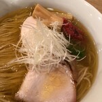 人力俥 - 真っ白い細麺が旨い！