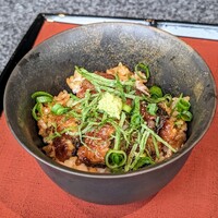まるや本店 銀座グラッセ - 薬味を載せて