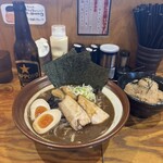 究極のにぼし味噌らーめん 人間ばんざい - 