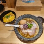 鴨と蟹 中華そば 猿 - 