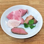 中華そば きなり - 肉増し（別皿）300円