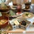 梅の花 - 料理写真:ざくろジュース　真ん中　湯葉豆腐と黒胡麻豆腐のお造り　　　　　　　右上湯葉とアボカドの中華風サラダ　