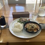 カフェ＆ダイナー バニービーチ - 