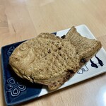 鯛焼本舗 遊示堂 東駅前店 - たい焼き ¥150