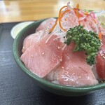 みなと市場 小松鮪専門店 - 