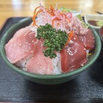 みなと市場 小松鮪専門店 - 