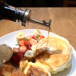 福カフェ - シロップかけてみた。