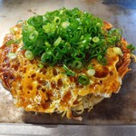Okonomiyaki Tatsu - 肉玉そば+イカ天トッピング